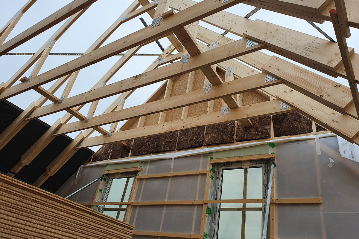 Holzständerbauweise Wohungsbau Dachbinder